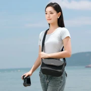 Ulanzi F02 Shoulder Bag